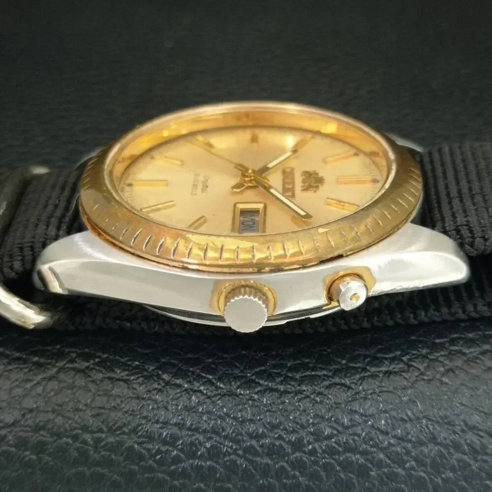Vintage 1971 Orient Automatic Mens Silver Watch W/daydate & Gold accents